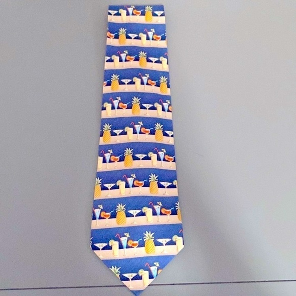 TOMMY BAHAMA silk tie Men’s Cocktails pineapples Tropical striped Novelty party